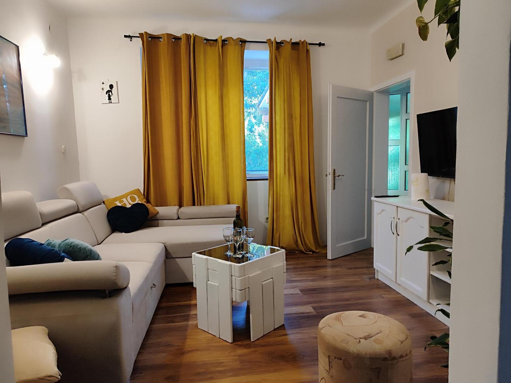 Apartman Daniel With Free Parking Mundanije Extérieur photo