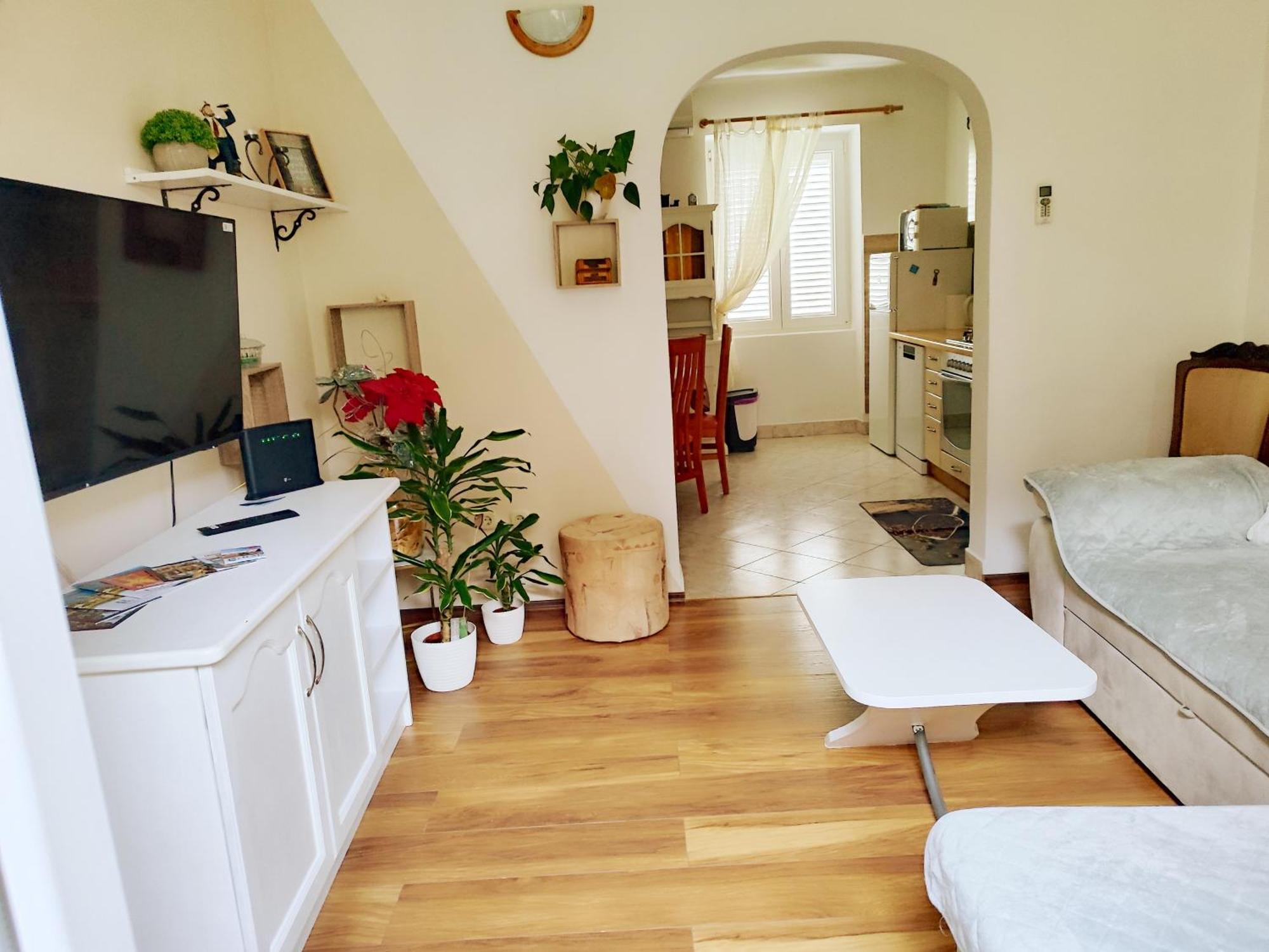 Apartman Daniel With Free Parking Mundanije Extérieur photo